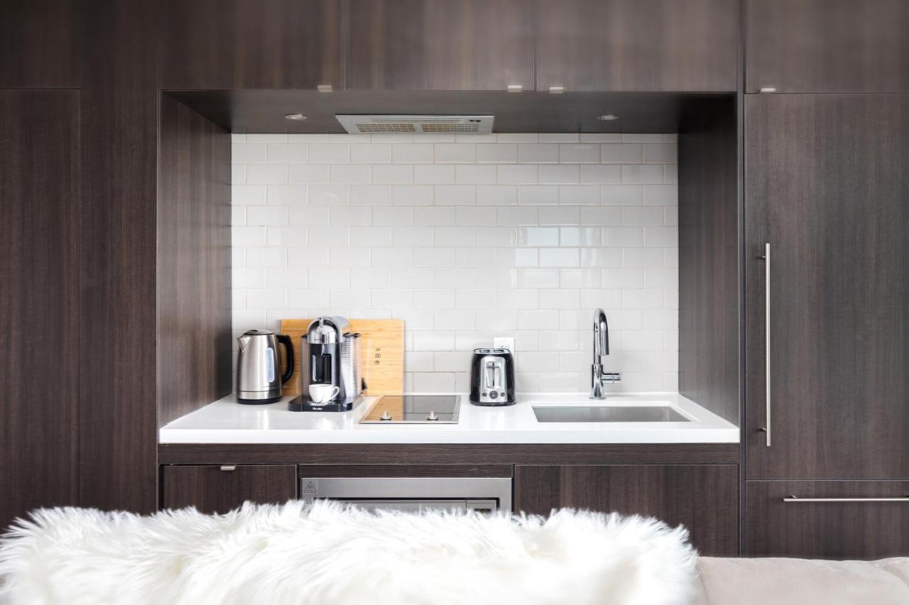 Luxury 2-Bedroom Apartment In Yorkville With The Best City View In Downtown Toronto Eksteriør billede