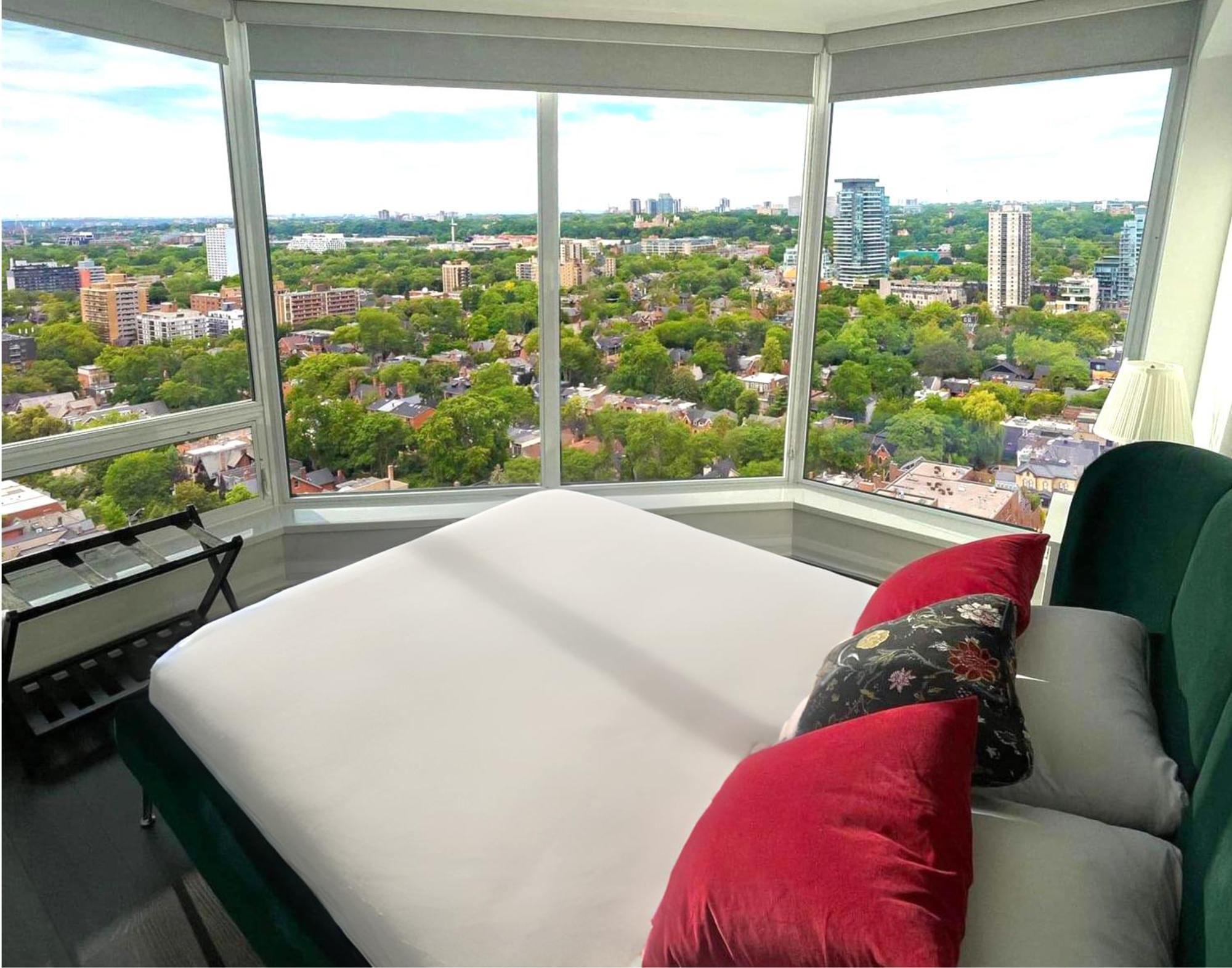 Luxury 2-Bedroom Apartment In Yorkville With The Best City View In Downtown Toronto Eksteriør billede