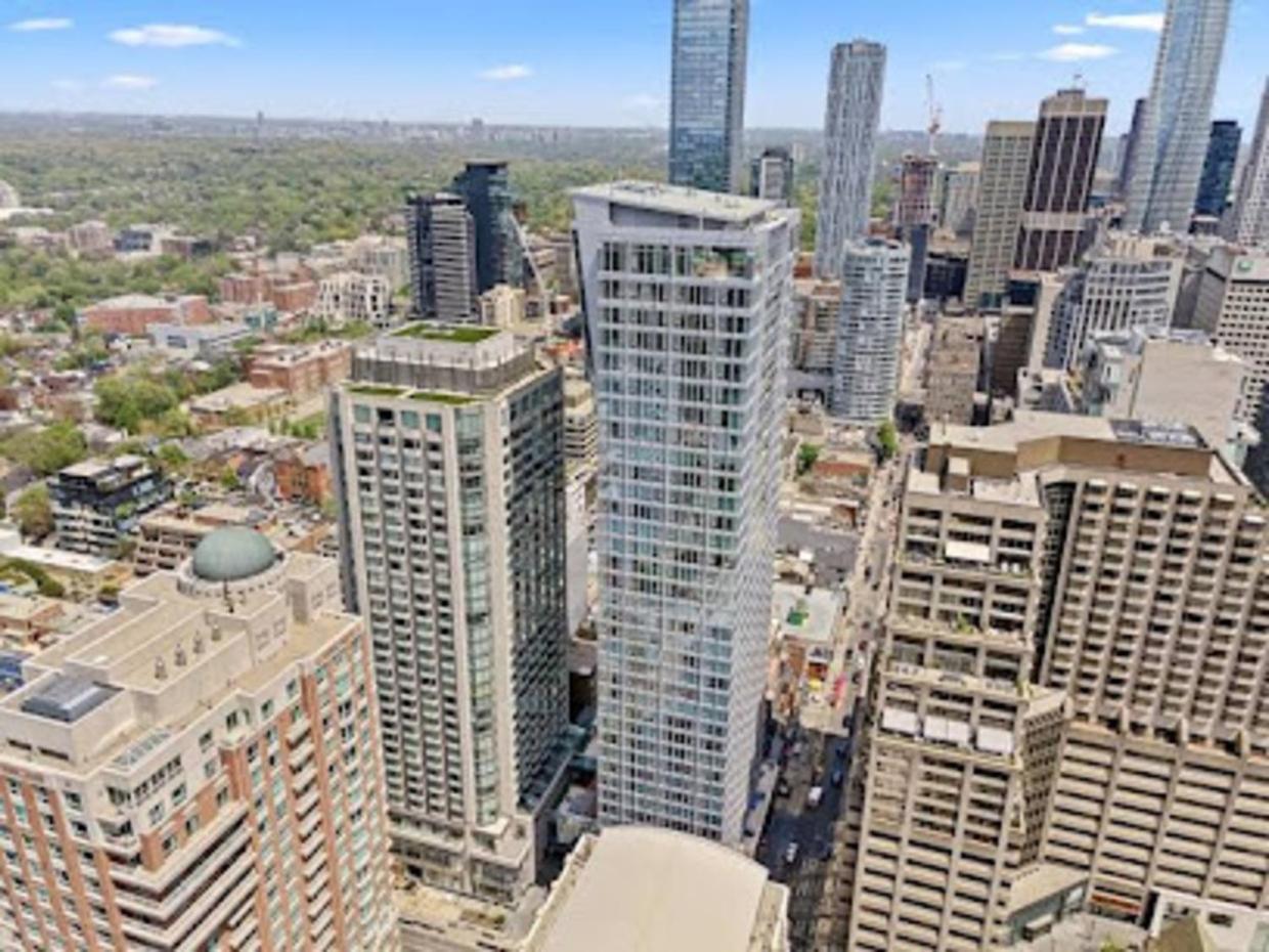 Luxury 2-Bedroom Apartment In Yorkville With The Best City View In Downtown Toronto Eksteriør billede